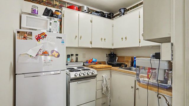 1500 Center Avenue, Bay City, MI 48708