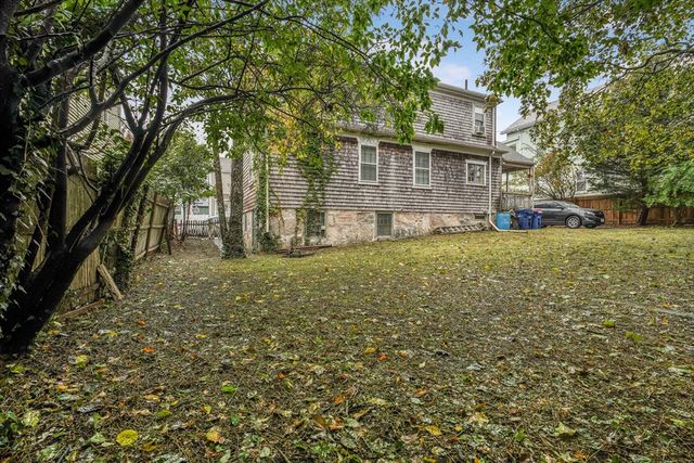 130 Arnold Street, New Bedford, MA 02740