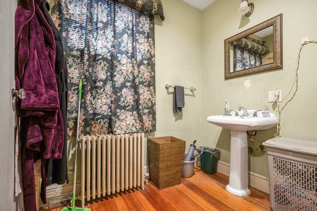 130 Arnold Street, New Bedford, MA 02740