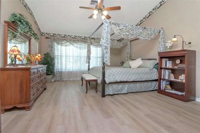 27221 SEA BREEZE WAY, Wesley Chapel, FL 33544