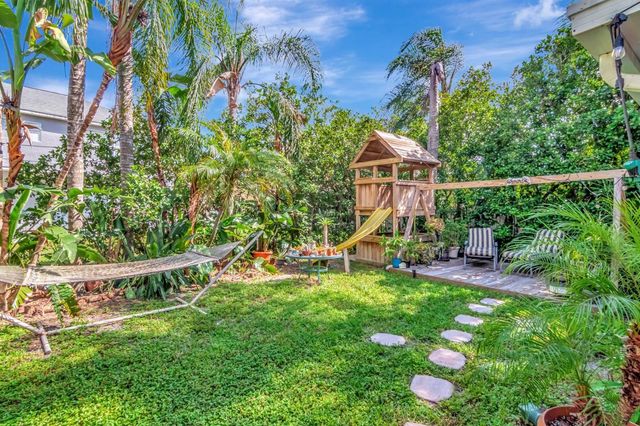 27221 SEA BREEZE WAY, Wesley Chapel, FL 33544