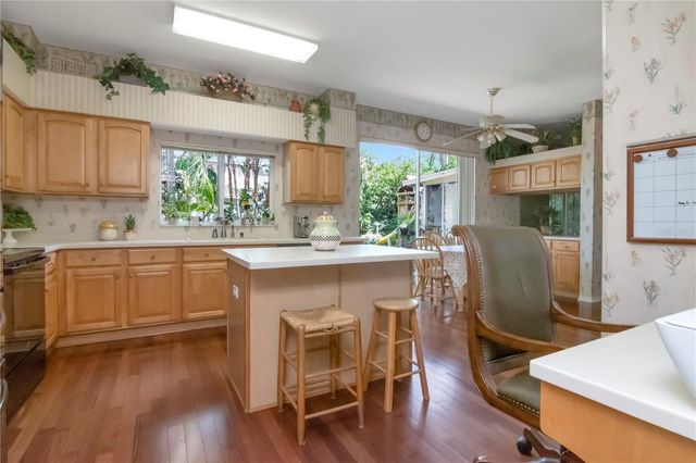 27221 SEA BREEZE WAY, Wesley Chapel, FL 33544