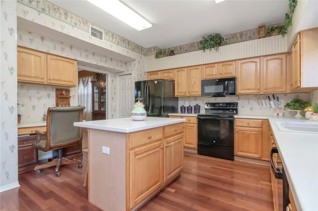 27221 SEA BREEZE WAY, Wesley Chapel, FL 33544
