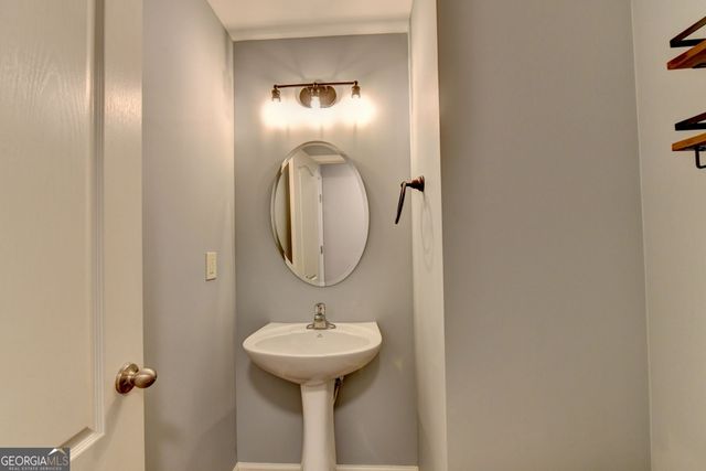 515 Creekshire Circle, Canton, GA 30115