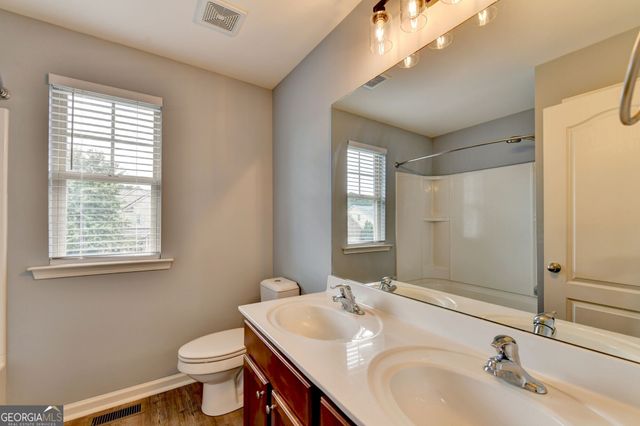 515 Creekshire Circle, Canton, GA 30115