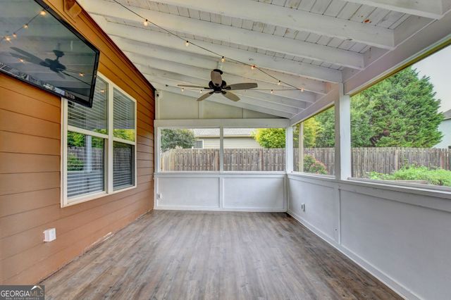 515 Creekshire Circle, Canton, GA 30115