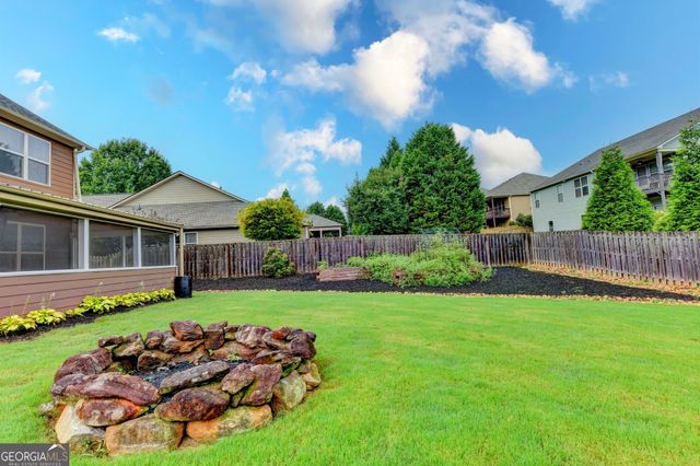 515 Creekshire Circle, Canton, GA 30115