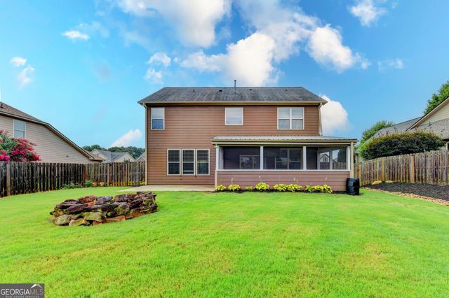 515 Creekshire Circle, Canton, GA 30115