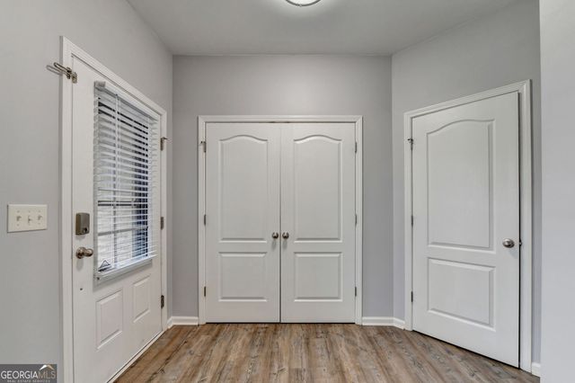 515 Creekshire Circle, Canton, GA 30115