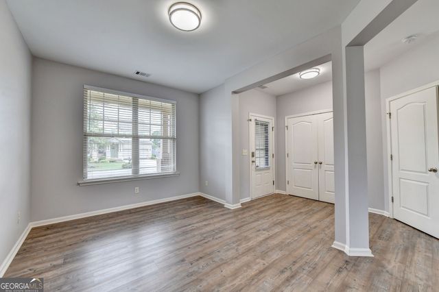 515 Creekshire Circle, Canton, GA 30115
