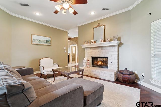 1876 Cedar Spur, Tyler, TX 75703