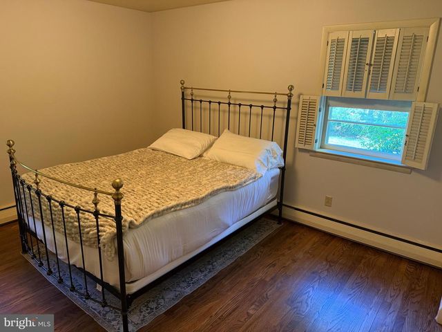1202 OLD MILL RD RD, Reading, PA 19610