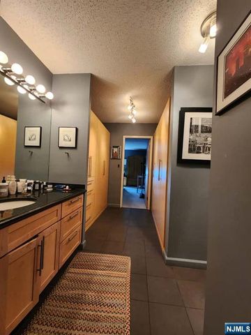 770 Anderson Avenue 14P, Cliffside Park, NJ 07010