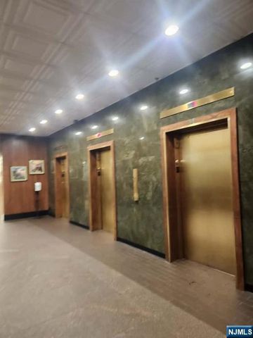 770 Anderson Avenue 14P, Cliffside Park, NJ 07010