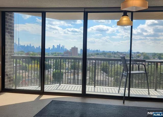 770 Anderson Avenue 14P, Cliffside Park, NJ 07010