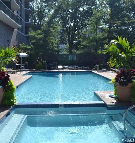 770 Anderson Avenue 14P, Cliffside Park, NJ 07010