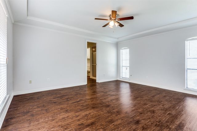5401 Ledgestone Drive, Fort Worth, TX 76132