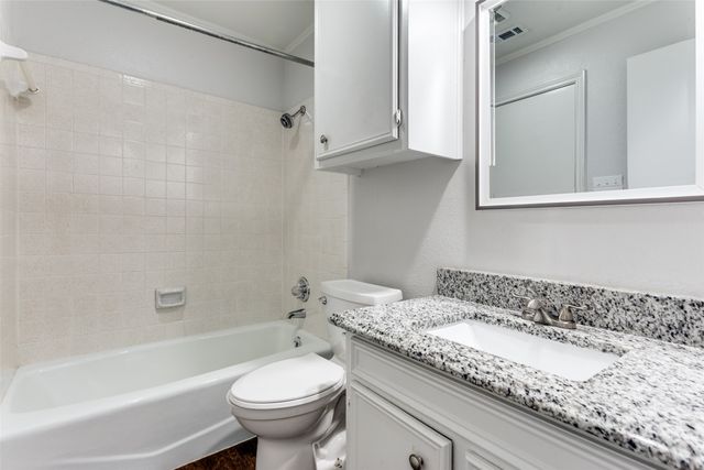 5401 Ledgestone Drive, Fort Worth, TX 76132