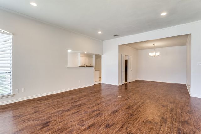 5401 Ledgestone Drive, Fort Worth, TX 76132
