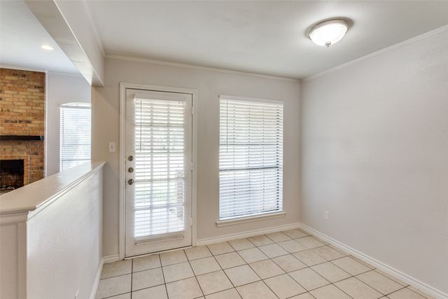 5401 Ledgestone Drive, Fort Worth, TX 76132