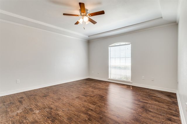 5401 Ledgestone Drive, Fort Worth, TX 76132