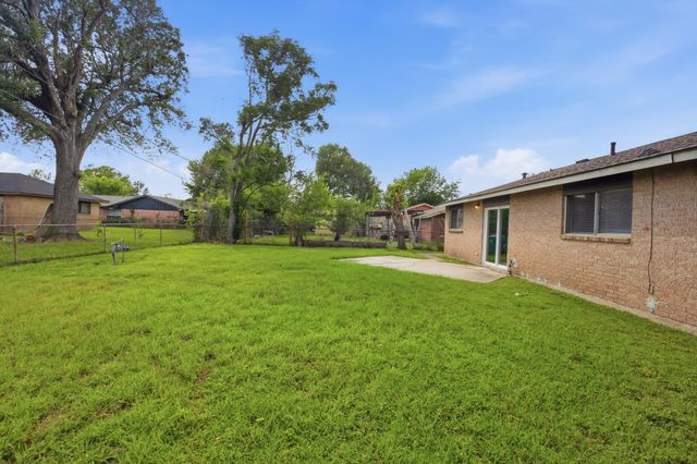 3919 Rosebud Drive, Houston, TX 77053