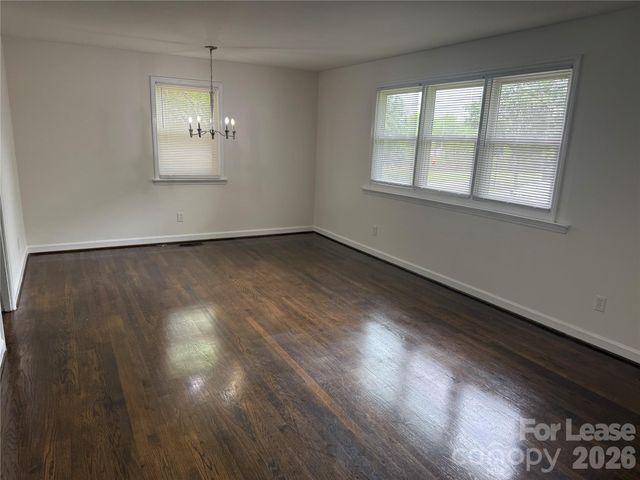 4914 Unaka Avenue, Charlotte, NC 28205