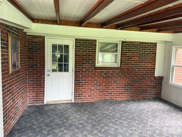 4914 Unaka Avenue, Charlotte, NC 28205