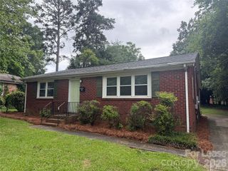 4914 Unaka Avenue, Charlotte, NC 28205