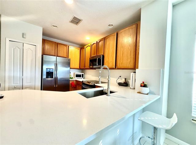 10786 SAVANNAH WOOD DRIVE 126, Orlando, FL 32832