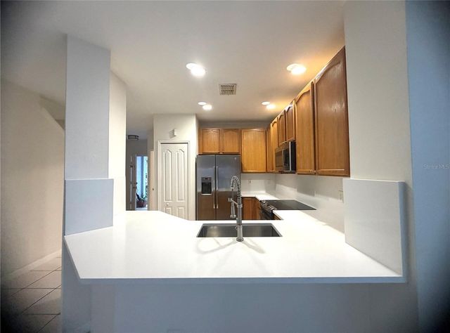 10786 SAVANNAH WOOD DRIVE 126, Orlando, FL 32832