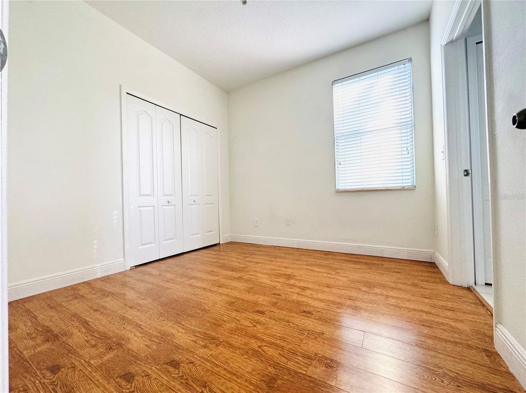 Image 23 of property listing at 10786 SAVANNAH WOOD DRIVE 126, Orlando, FL 32832