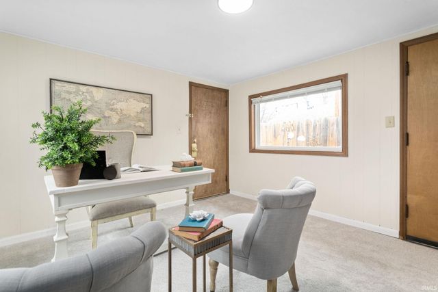 2205 Parkview Place, South Bend, IN 46616