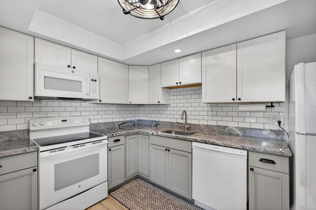 1210 N Sugar Sands Boulevard 241, Singer Island, FL 33404