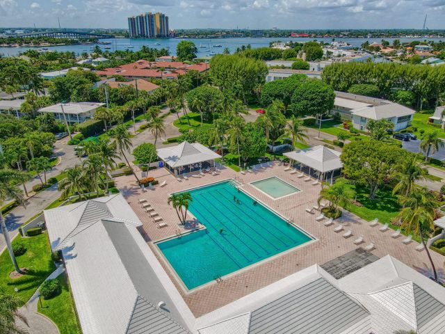 1210 N Sugar Sands Boulevard 241, Singer Island, FL 33404