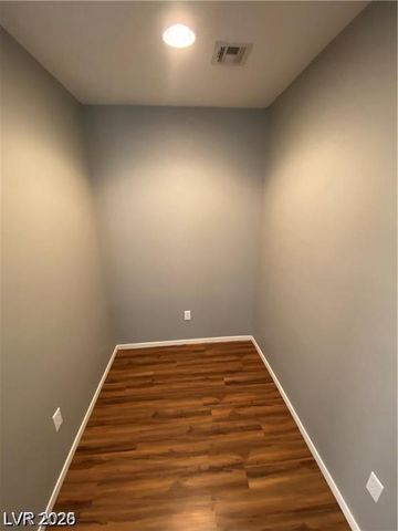 9368 Hopcroft Avenue, Las Vegas, NV 89178