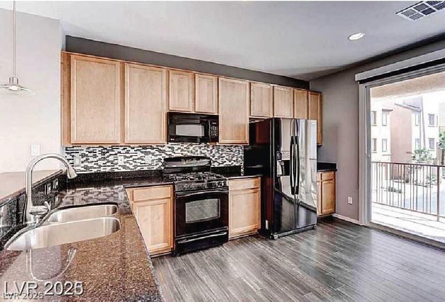 9368 Hopcroft Avenue, Las Vegas, NV 89178