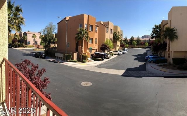 9368 Hopcroft Avenue, Las Vegas, NV 89178