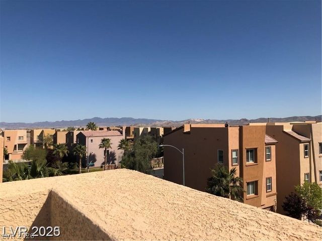 9368 Hopcroft Avenue, Las Vegas, NV 89178