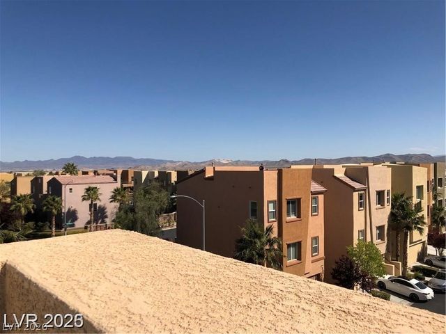 9368 Hopcroft Avenue, Las Vegas, NV 89178