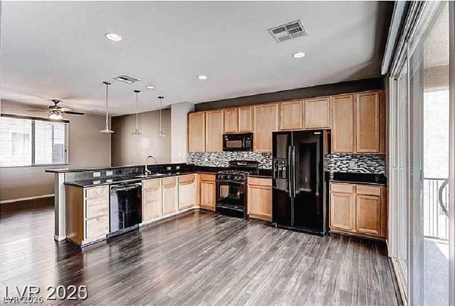 9368 Hopcroft Avenue, Las Vegas, NV 89178