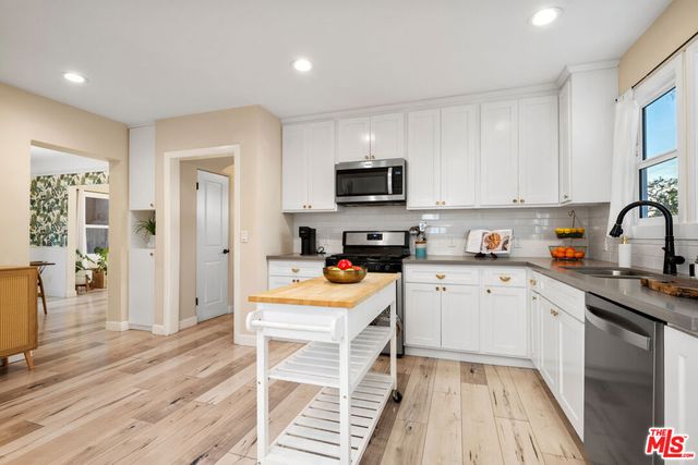 2525 W 81st Street, Inglewood, CA 90305