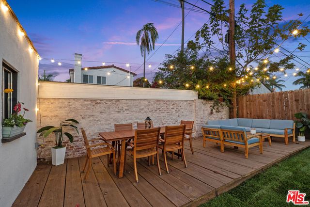 2525 W 81st Street, Inglewood, CA 90305