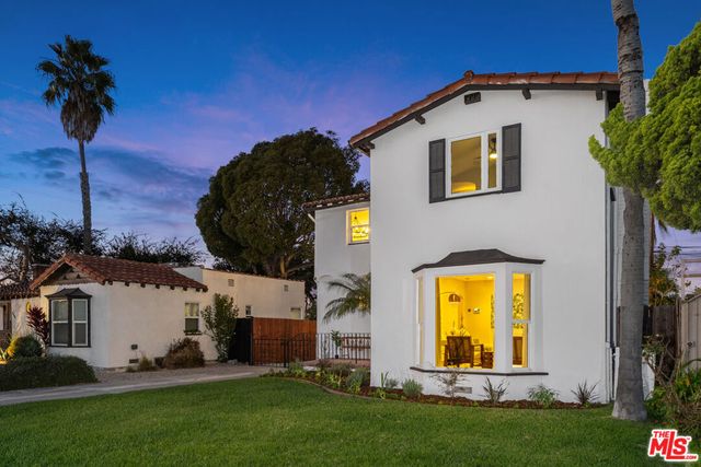 2525 W 81st Street, Inglewood, CA 90305