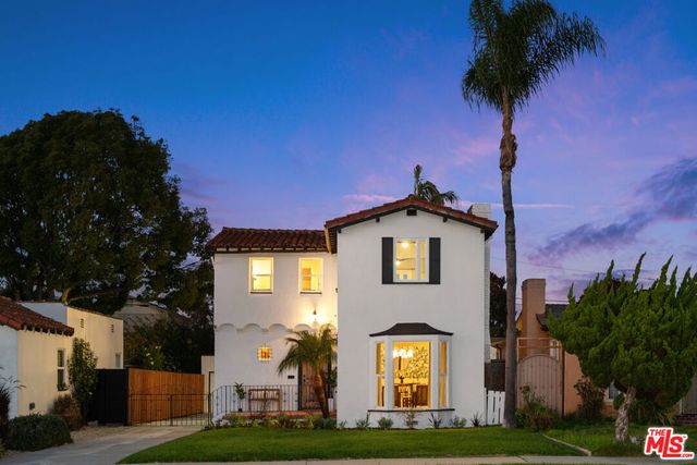 2525 W 81st Street, Inglewood, CA 90305