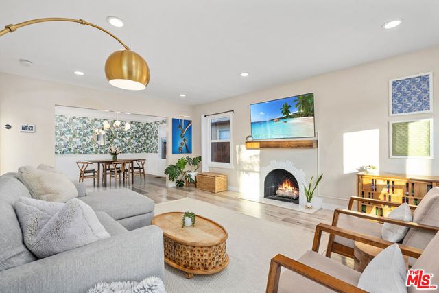 2525 W 81st Street, Inglewood, CA 90305