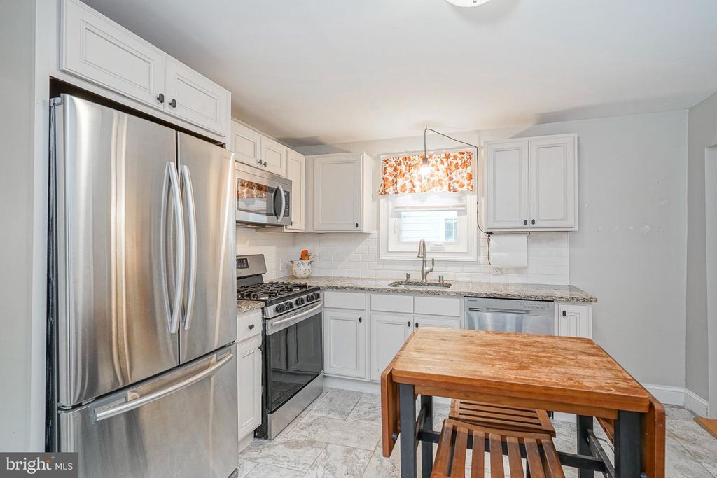 409 RANCOCAS AVE, HAINESPORT, NJ 08036 — photo 5