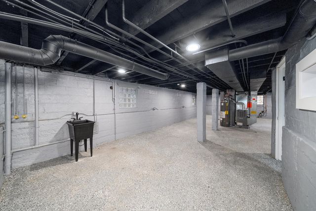 11730 S Perry Avenue, Chicago, IL 60628