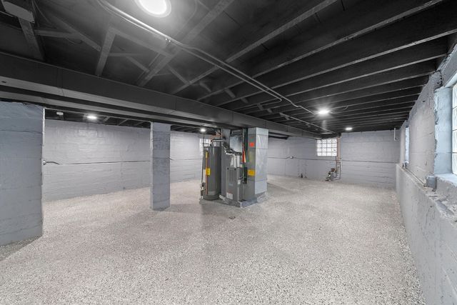 11730 S Perry Avenue, Chicago, IL 60628