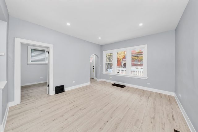 11730 S Perry Avenue, Chicago, IL 60628